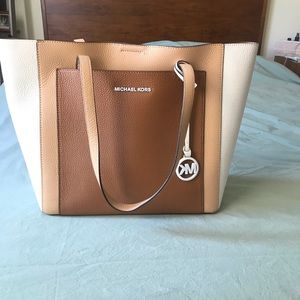Michael Kors bag